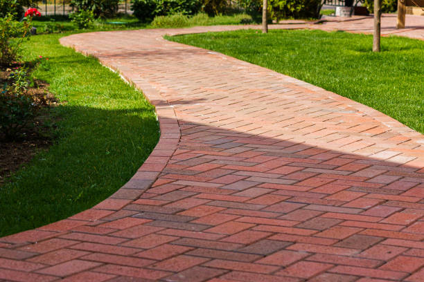 Best Driveway Paving Contractor  in Sedalia, MO